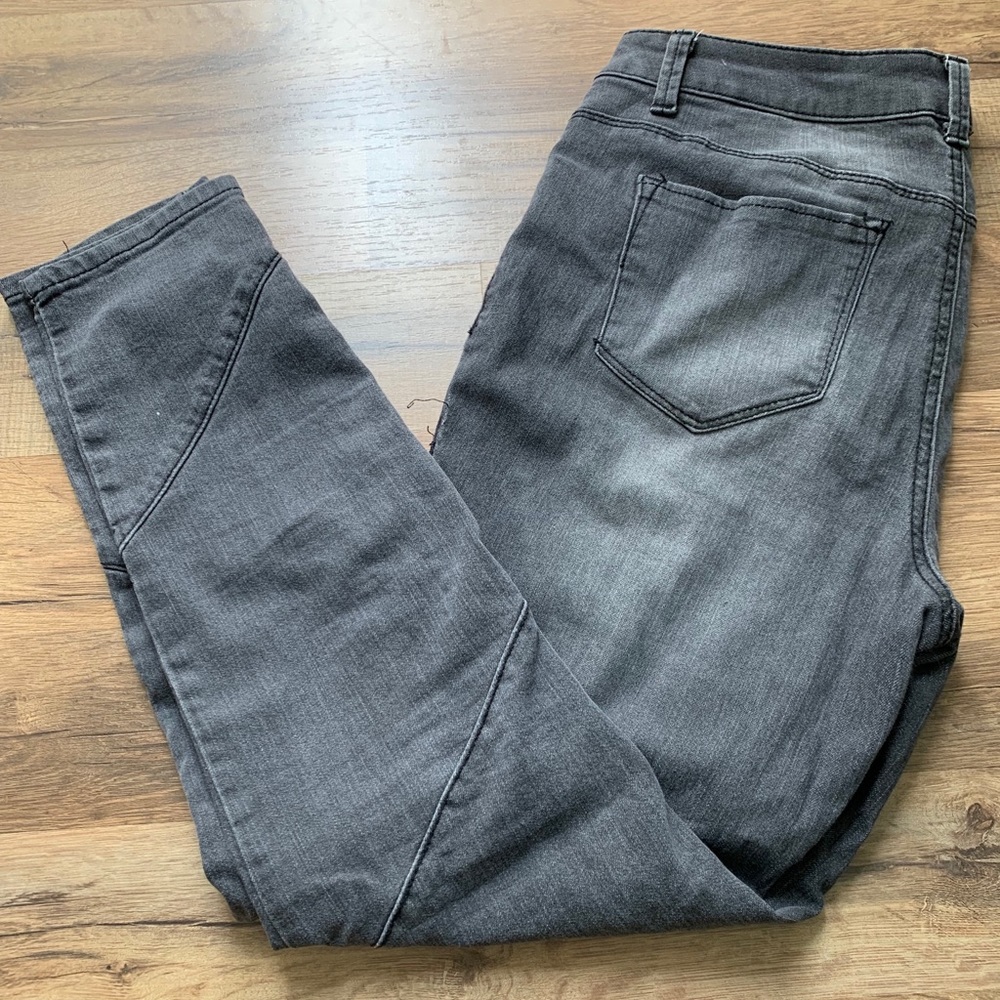 Black light wash moto jeans
